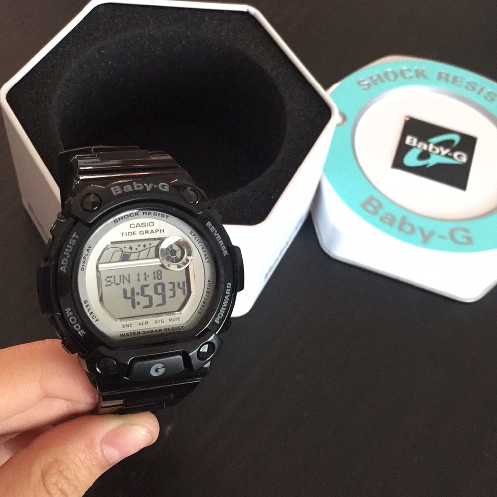 Baby-g shock resistant watch Casio   MP-MBGA5-2